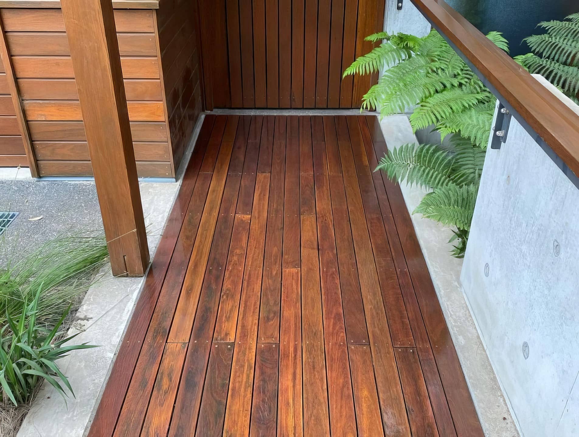 Professional timber deck staining and oiling